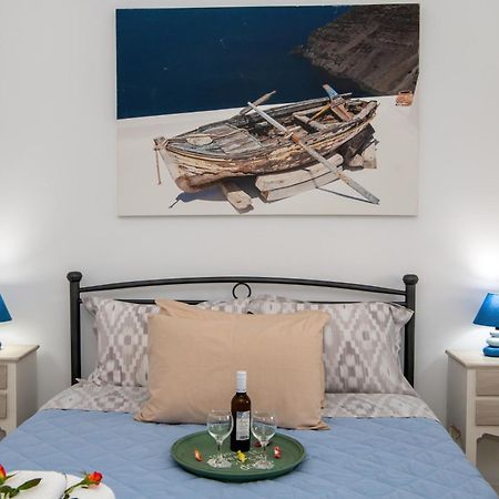 Sunrise Apartment Santorini Emporio  エクステリア 写真